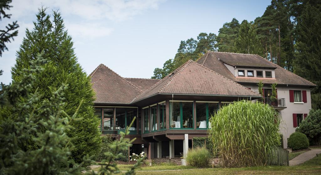 Restaurant Hotel L'Arnsbourg Baerenthal Luaran gambar